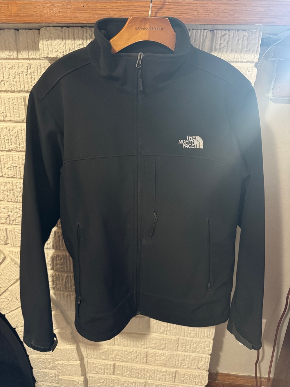 The North Face Black Men's Softshell Performance Jacket